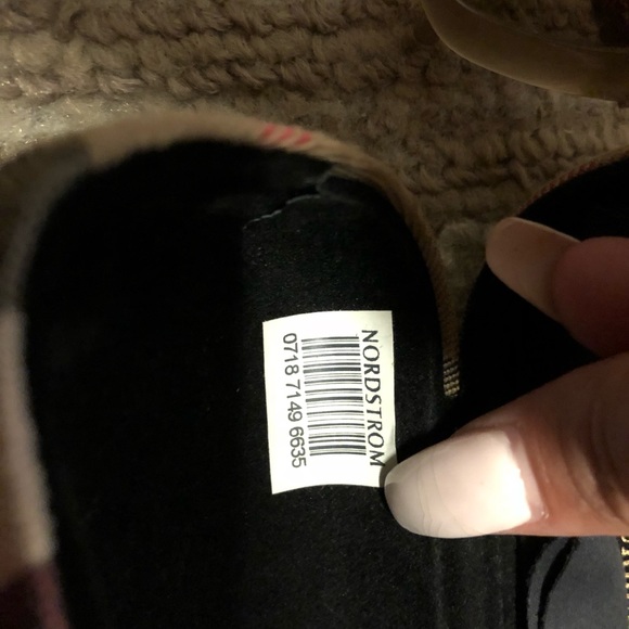 Burberry sunglasses - Picture 7 of 7